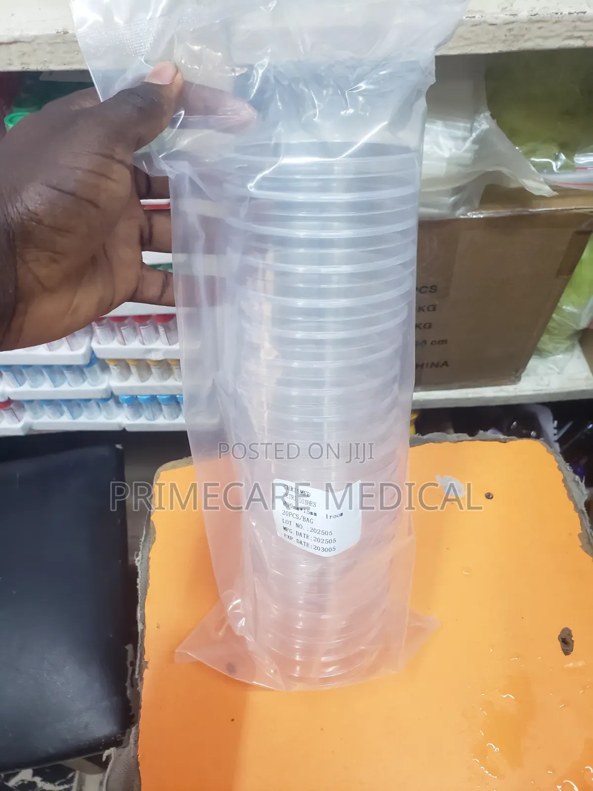 Plastic Petri Dishes