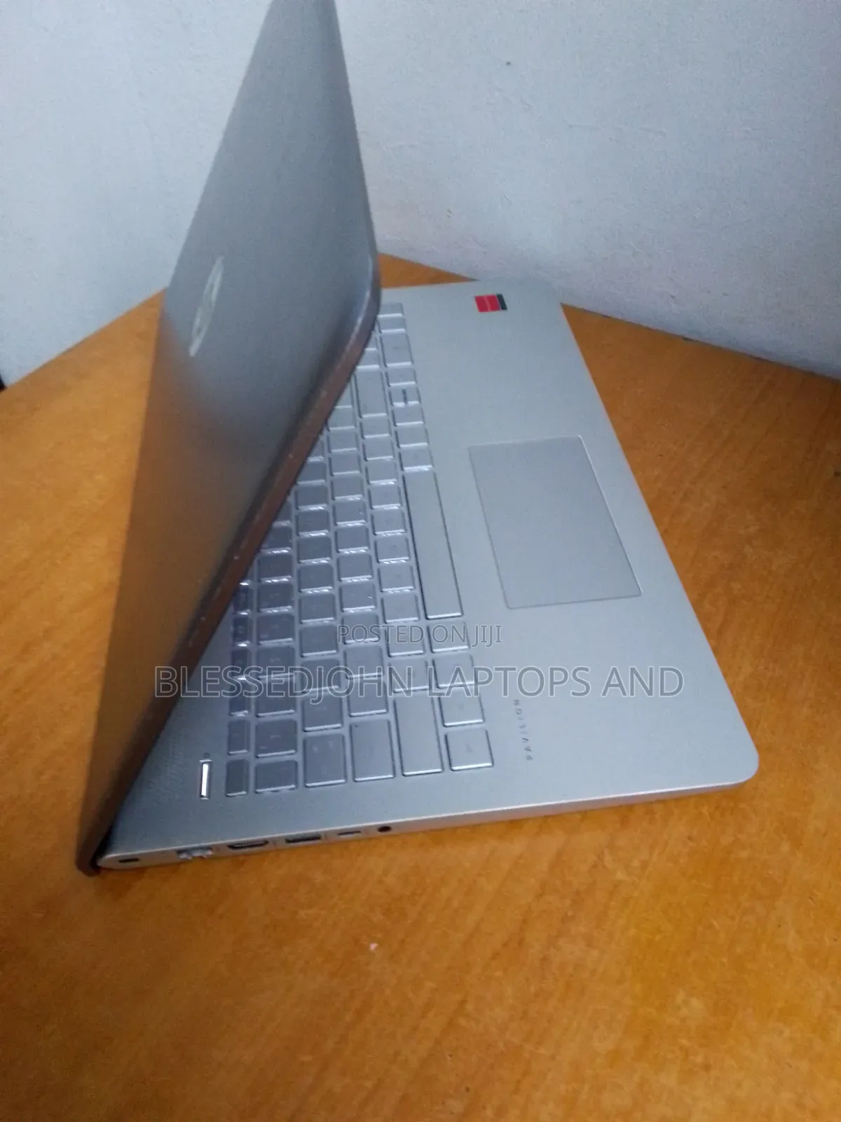Laptop HP Pavilion 15 8GB AMD Ryzen 7 SSD 256GB