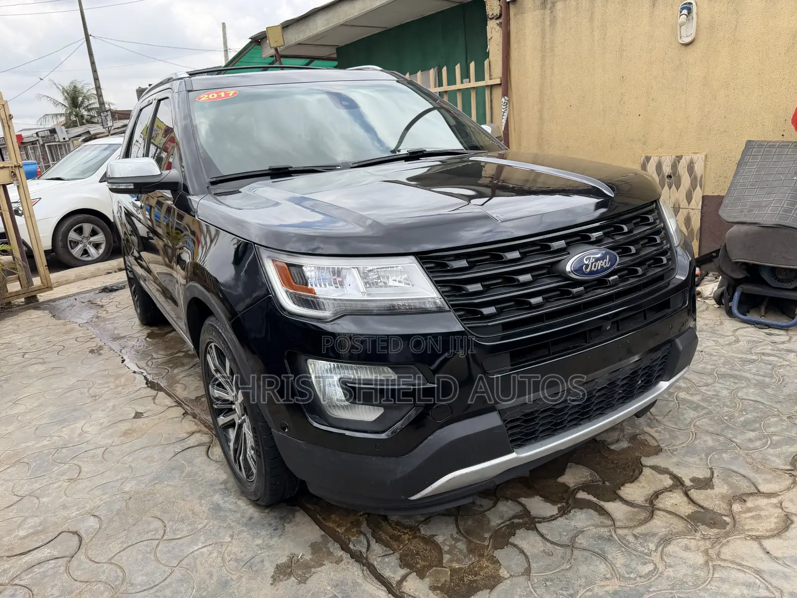 Ford Explorer Platinum 4dr 4x4 (3.5L 6cyl 6A) 2017 Black
