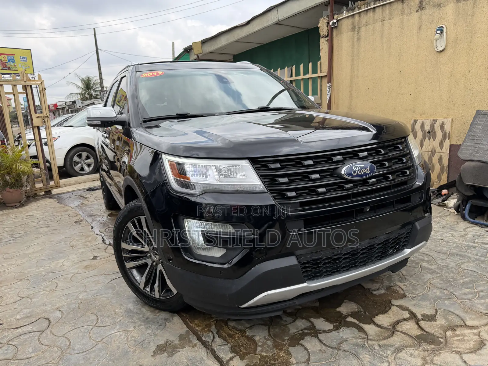 Ford Explorer Platinum 4dr 4x4 (3.5L 6cyl 6A) 2017 Black