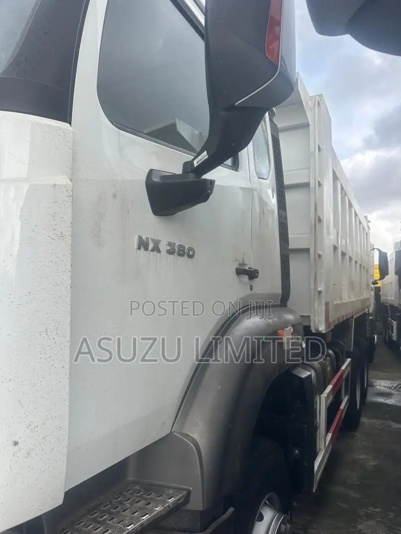 2025 SINOTRUK HOWO NX 380 6×4 Dump Truck – 380HP Diesel