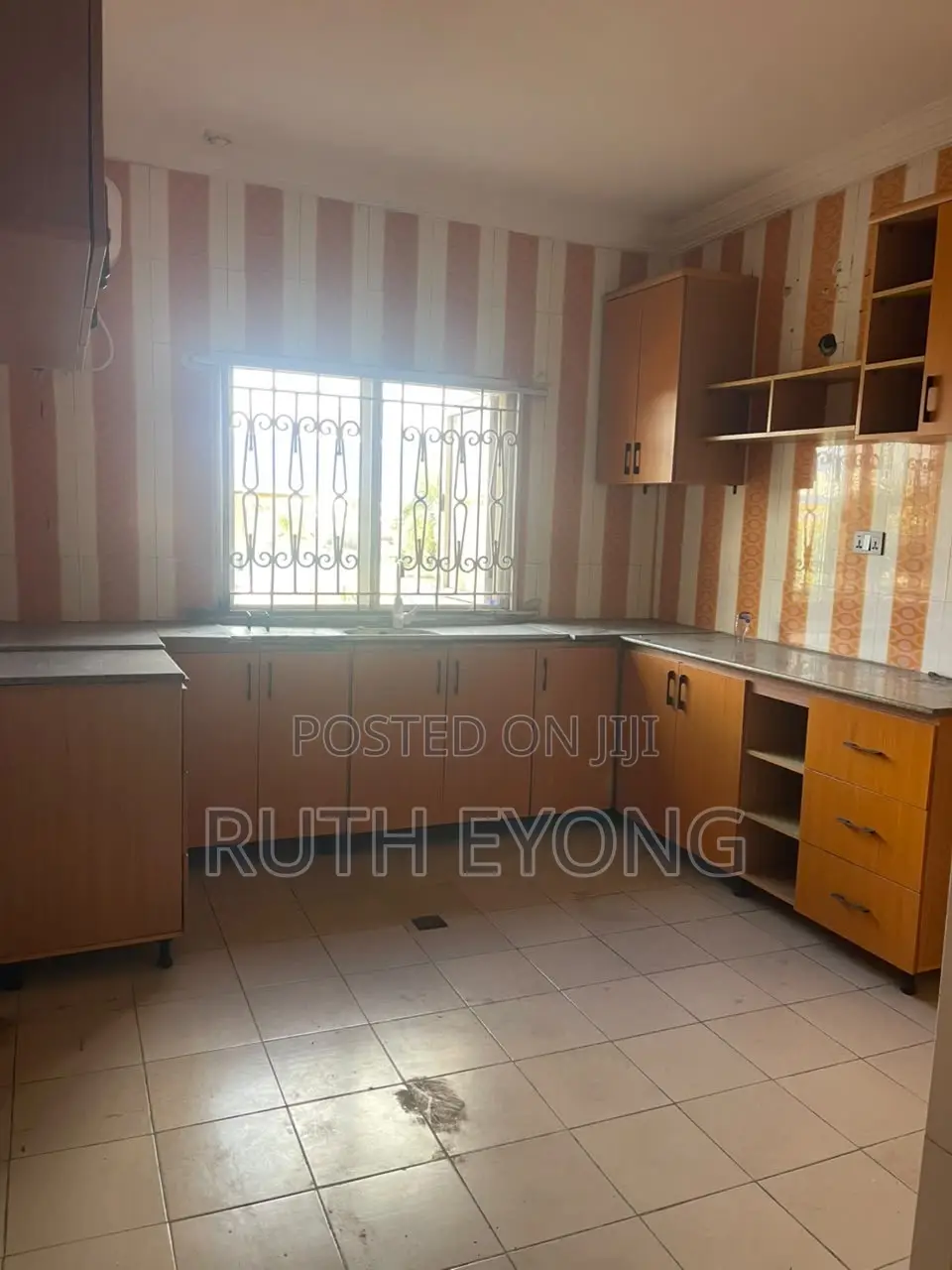 3bdrm Apartment in Ikate Nike Art for rent