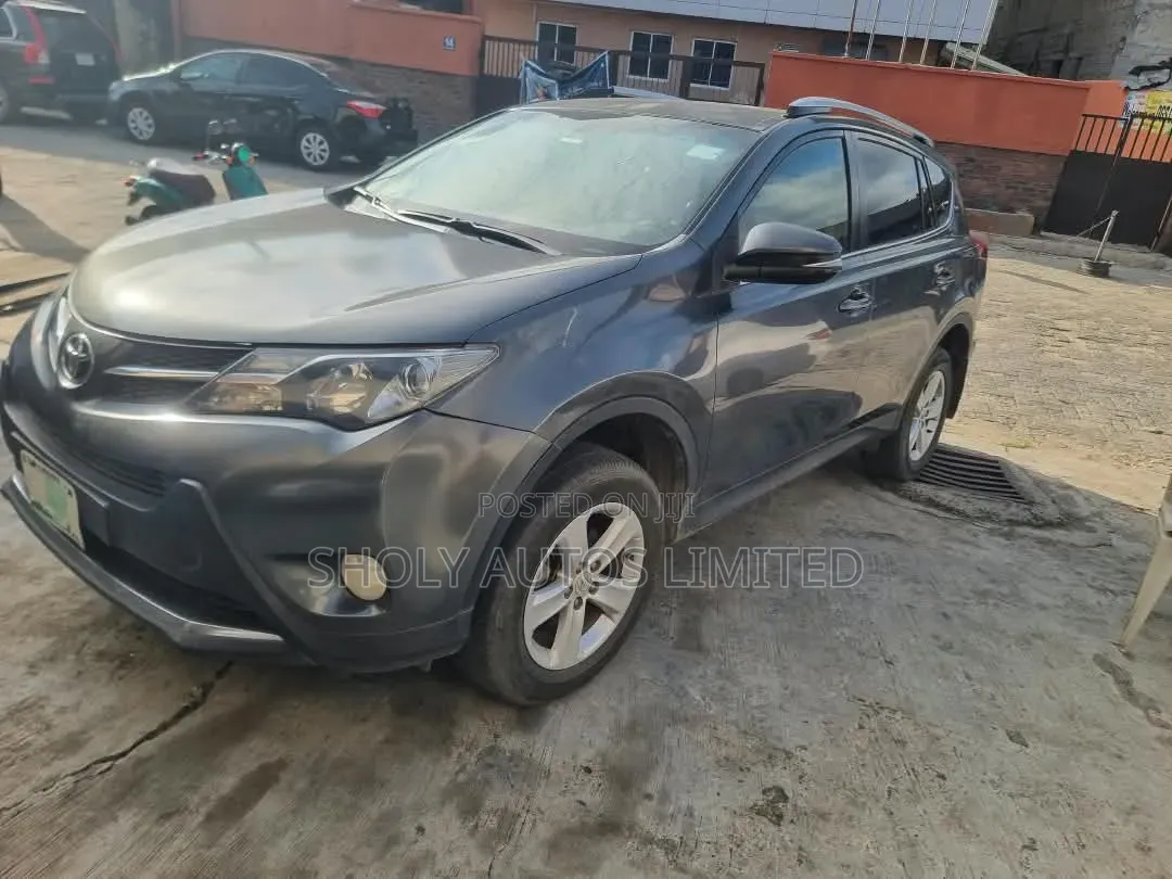 Toyota RAV4 2014 Gray