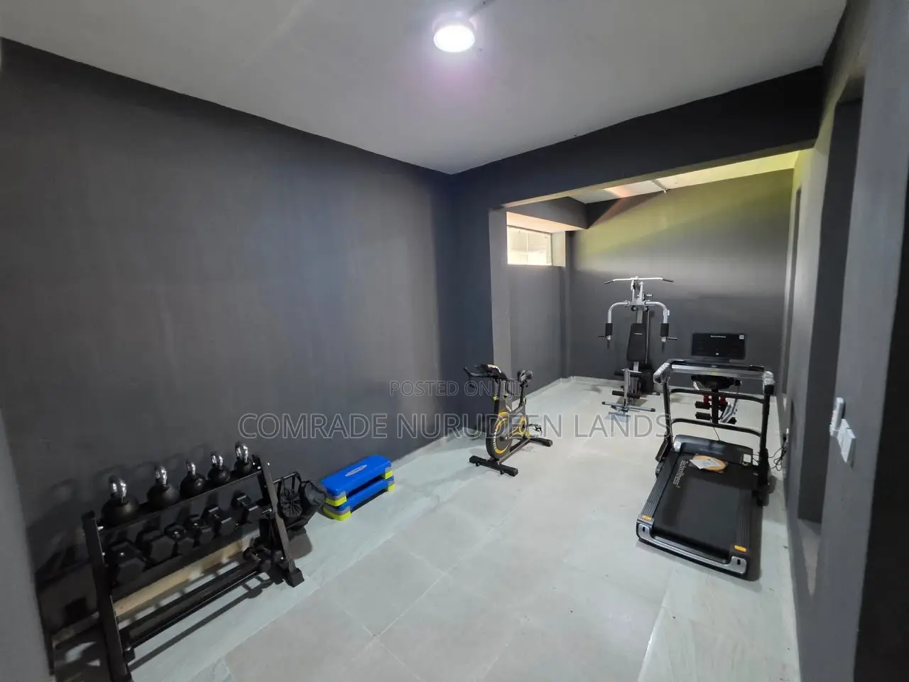 2bdrm Apartment in Lekki Phase 1 for rent