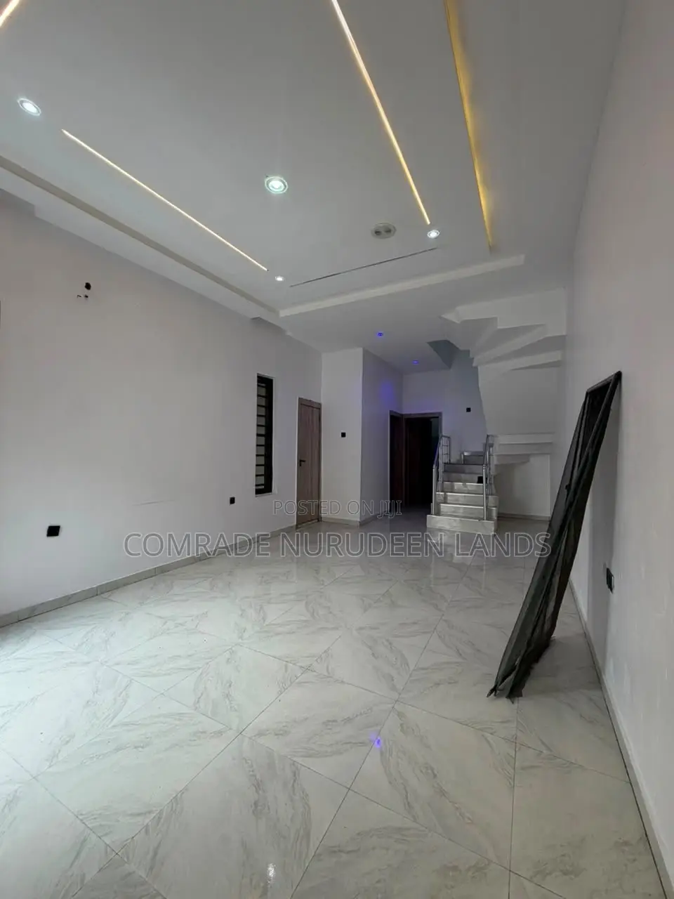 4bdrm Duplex in Ikota for rent