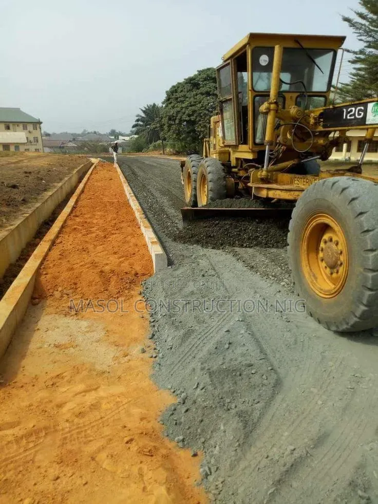 Road Construction and Asphalt Laying Service