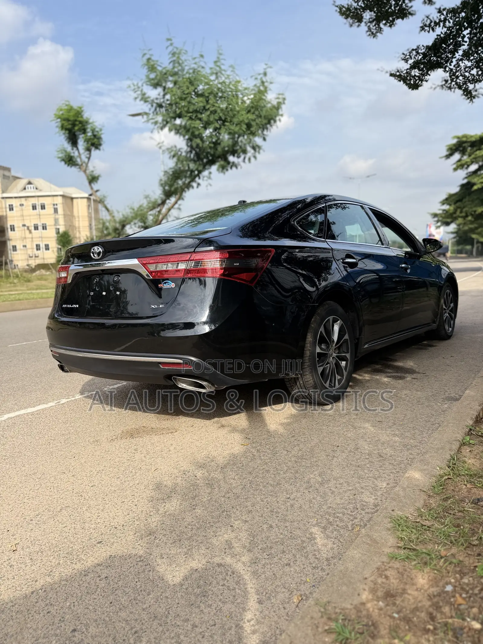 Toyota Avalon XLE FWDSedan (3.6L 6cyl 6A) 2016 Black