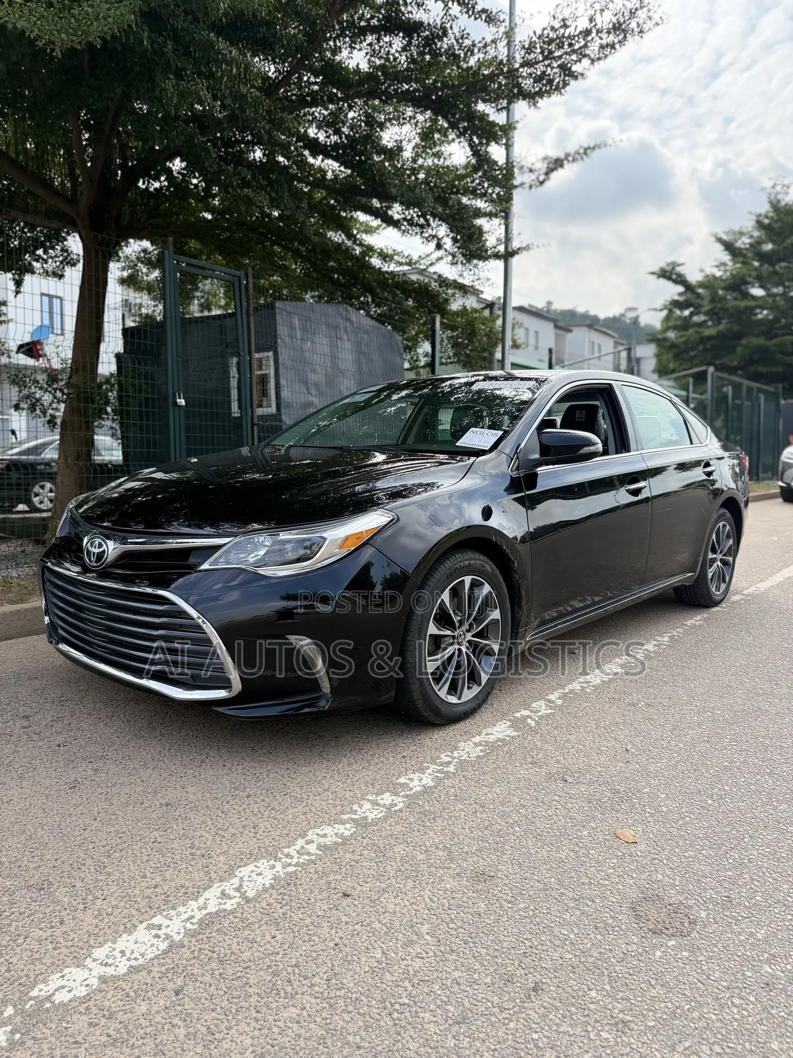 Toyota Avalon XLE FWDSedan (3.6L 6cyl 6A) 2016 Black