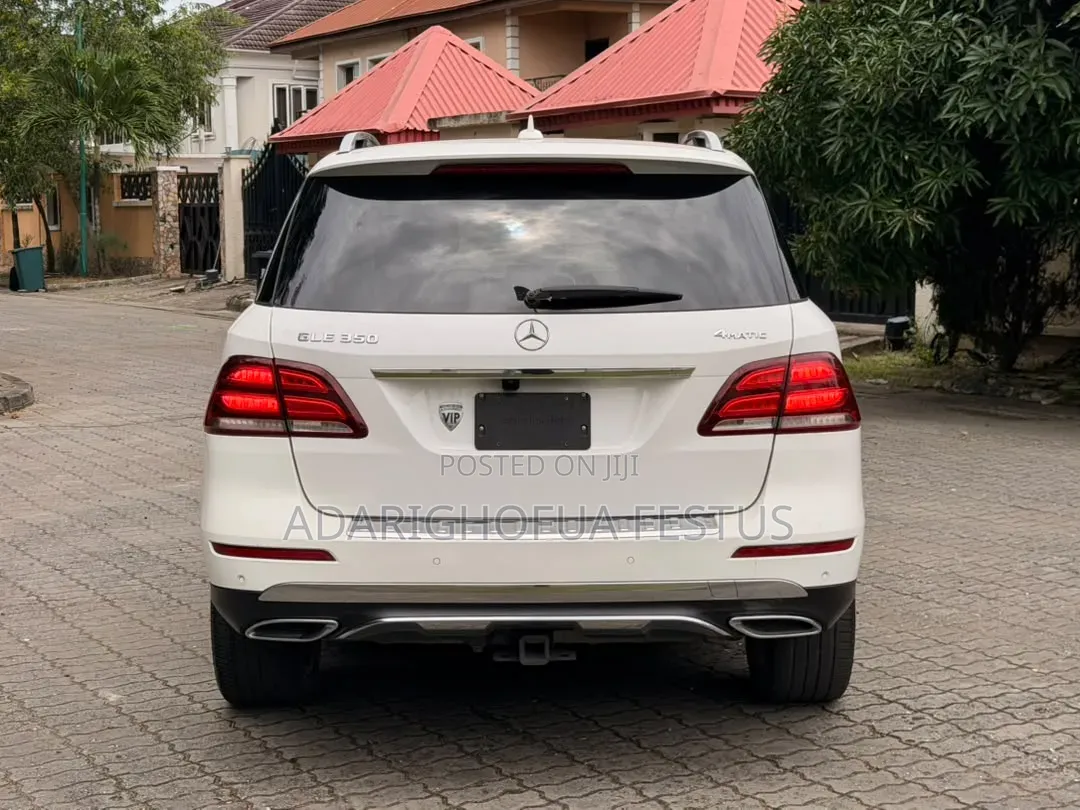 Mercedes-Benz GLE-Class 2019 White