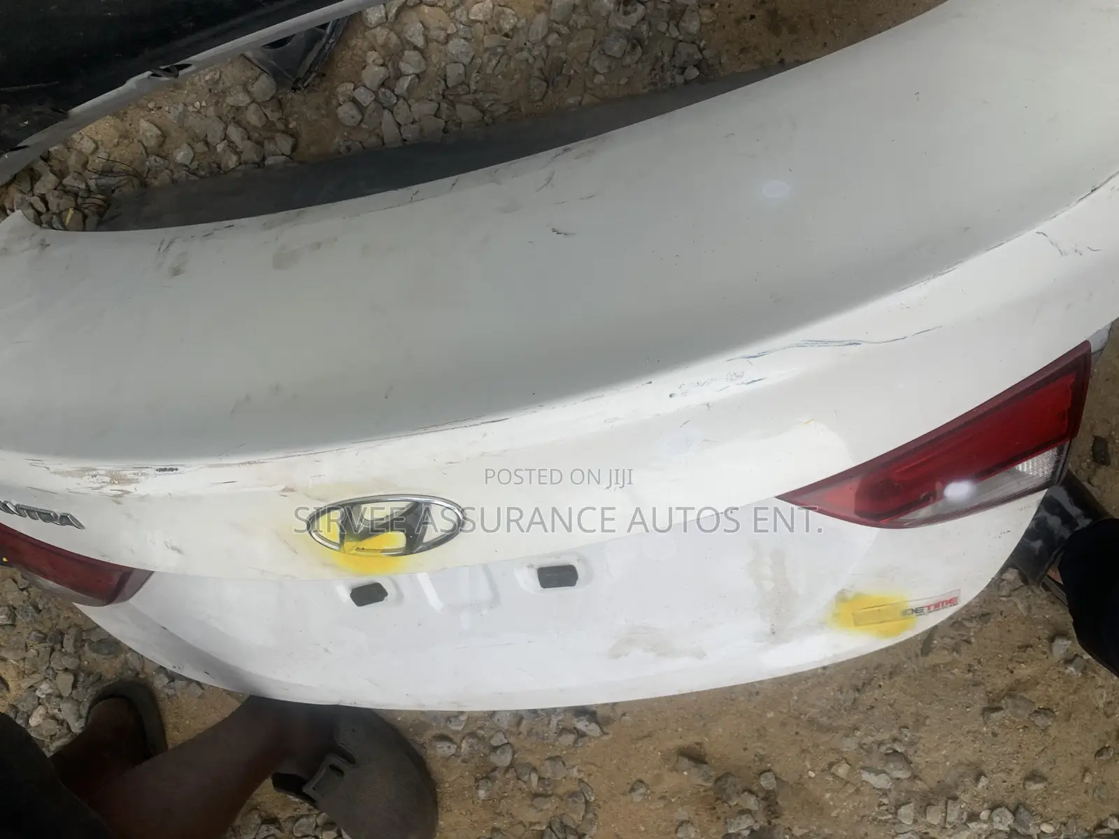 Back Boot Hyundai Elentra 2016