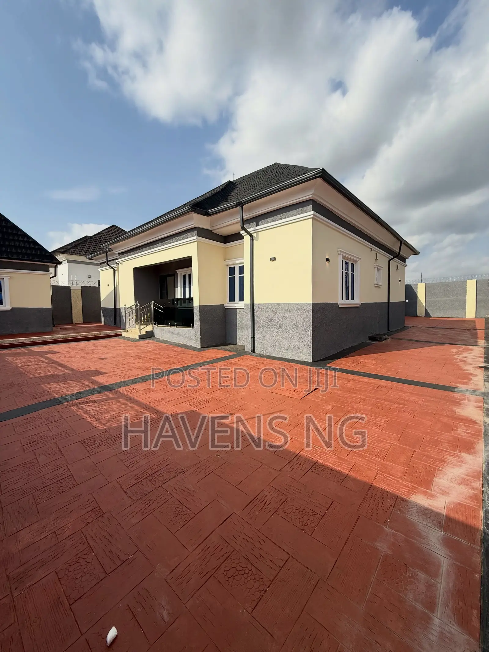 3bdrm Bungalow in Karshi for sale