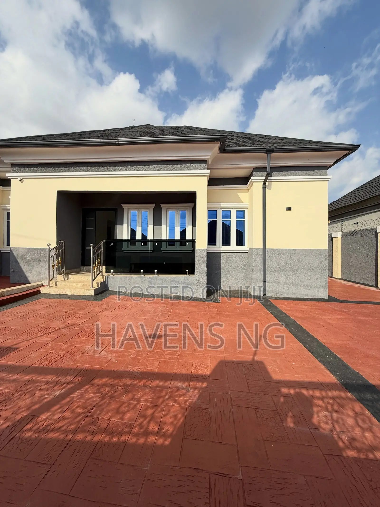 3bdrm Bungalow in Karshi for sale