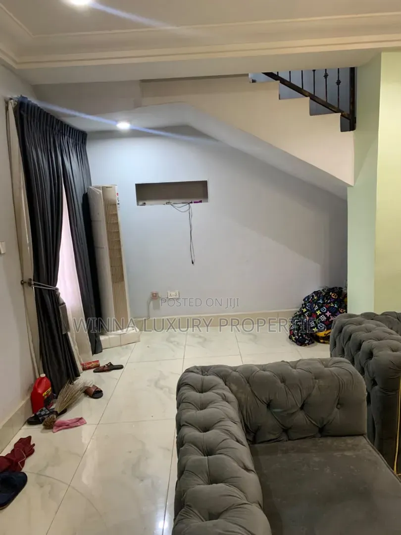 4bdrm Duplex in Palm Height, Lugbe District for rent
