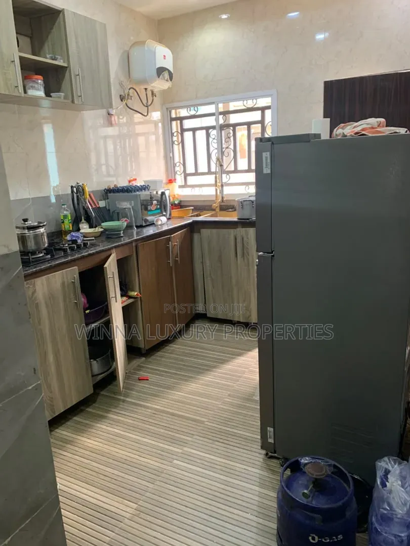 4bdrm Duplex in Palm Height, Lugbe District for rent