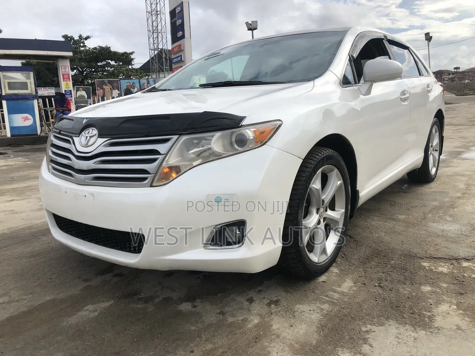 Toyota Venza XLE 2010 White