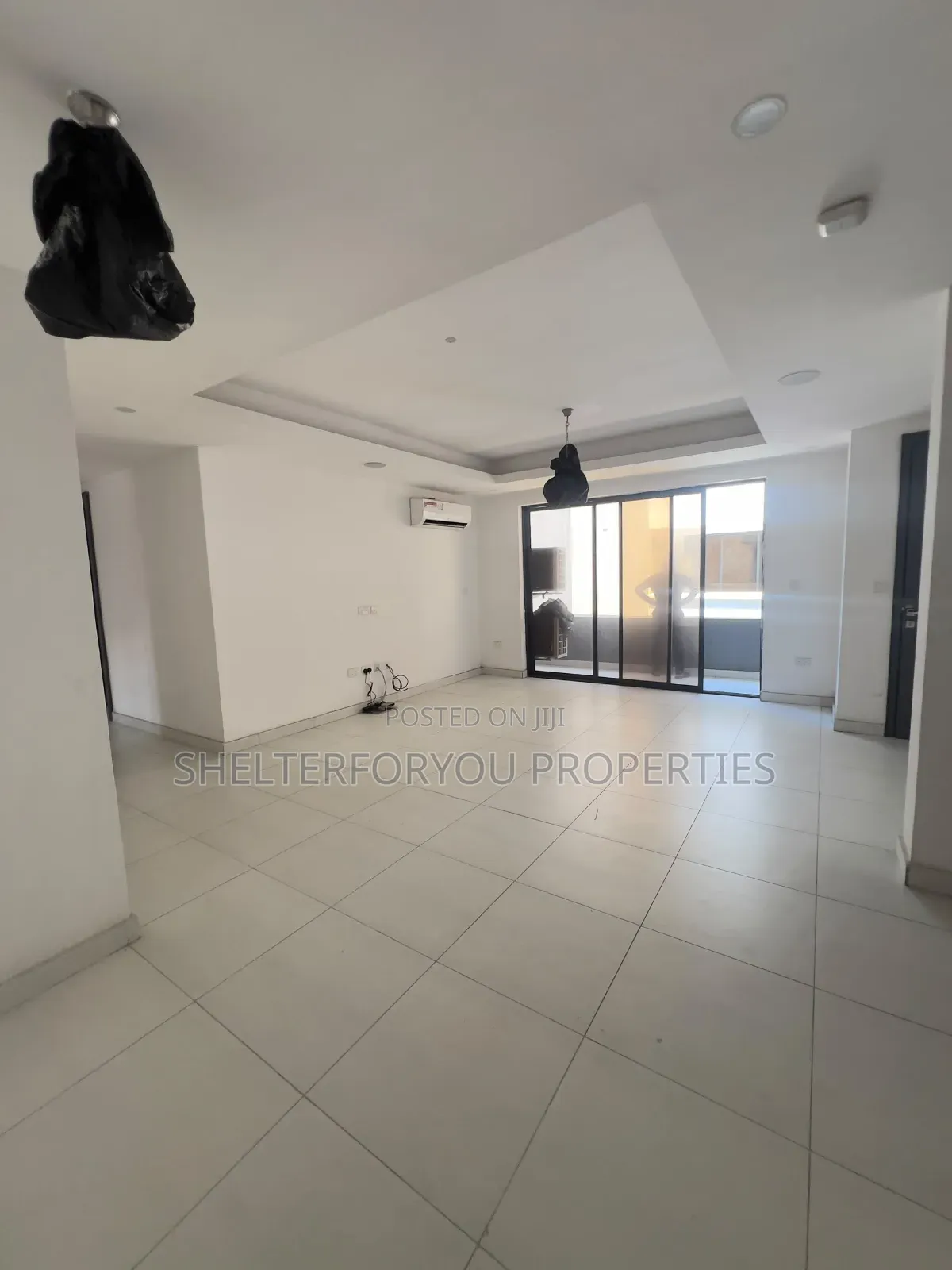 3bdrm House in Lekki Phase 1 for rent