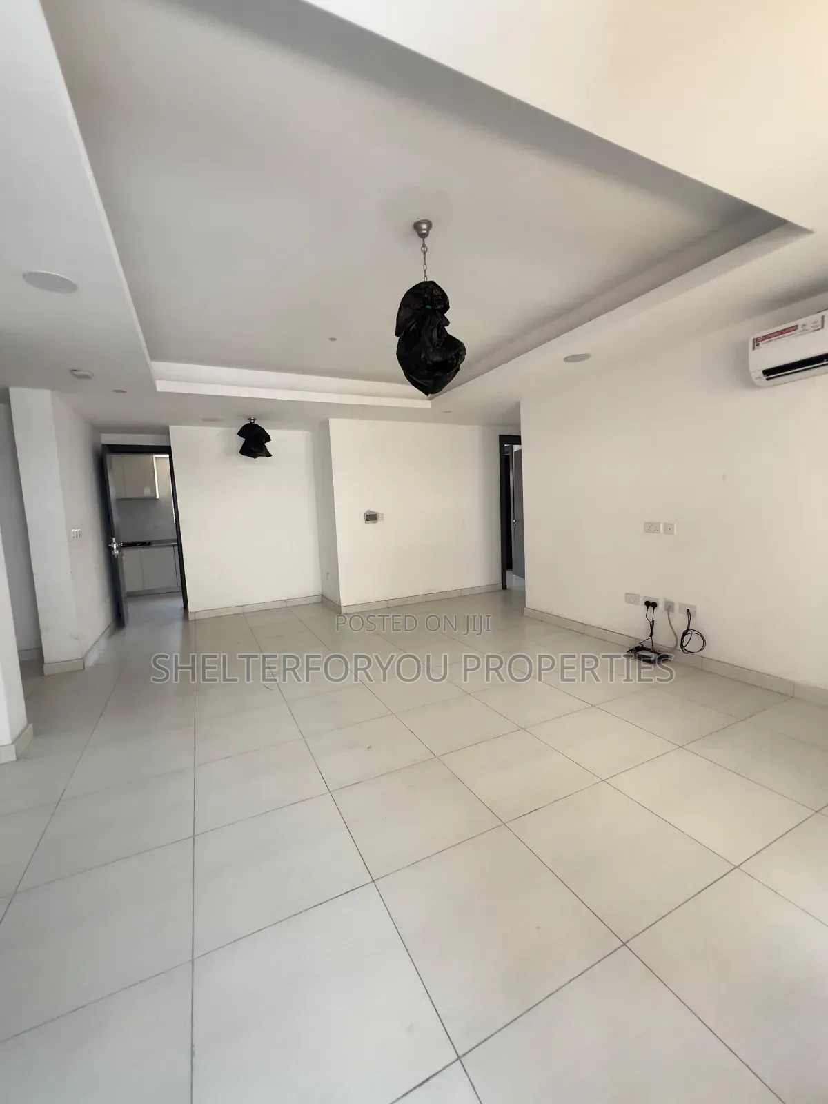 3bdrm House in Lekki Phase 1 for rent