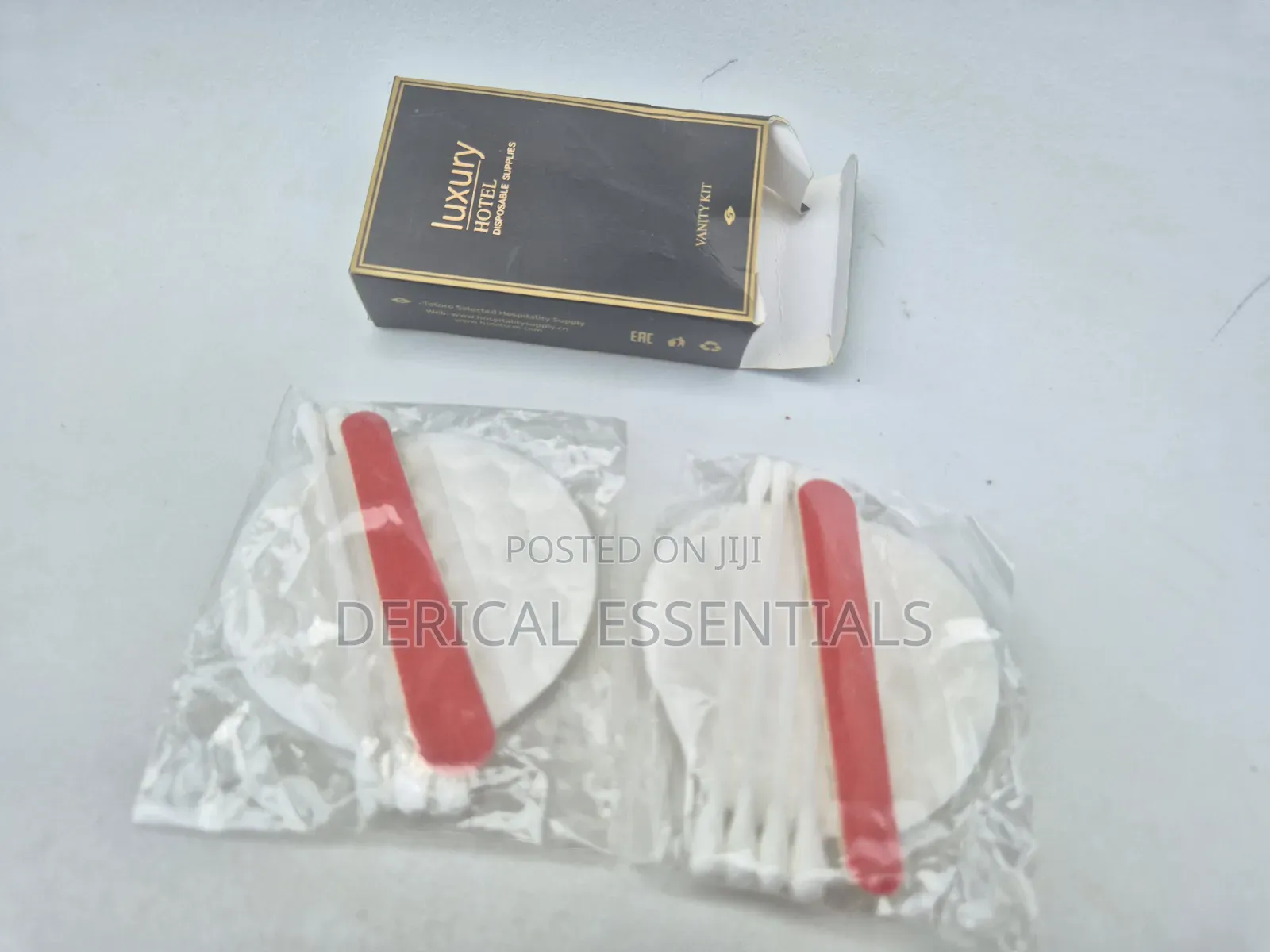 Vanity Kit (Cotton Buds Pad)
