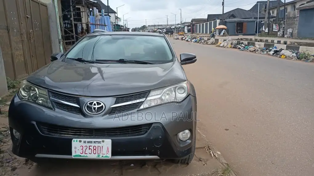 Toyota RAV4 2015 Gray