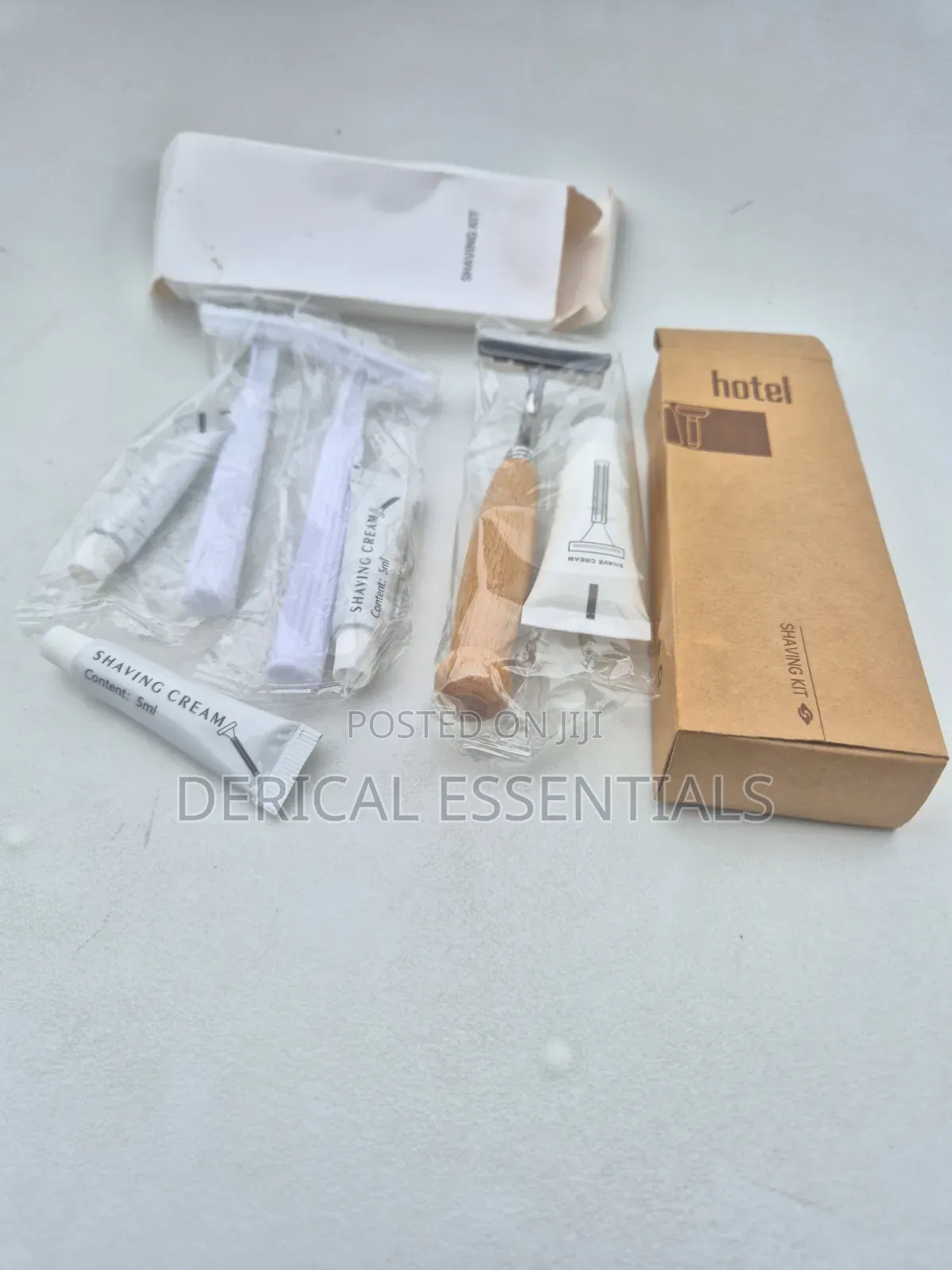 Shaving Kit (Razor + Cream)