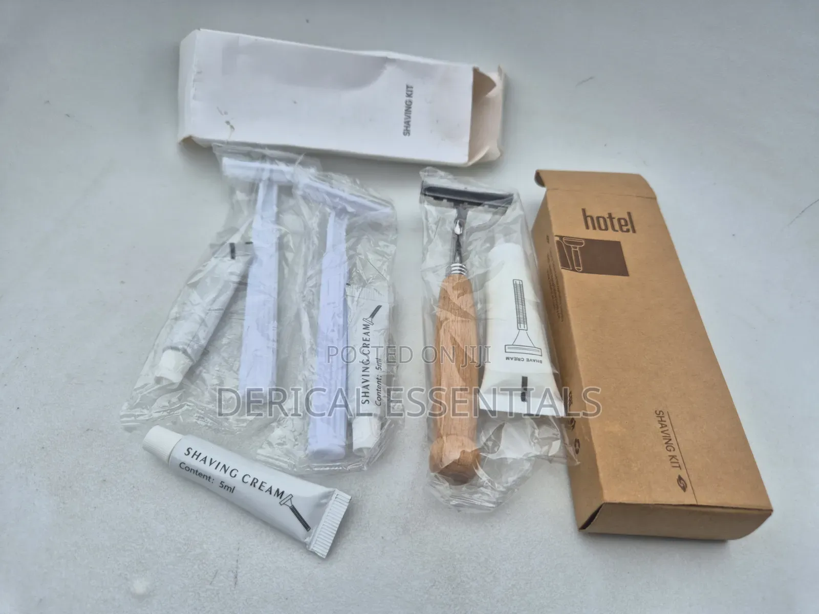 Shaving Kit (Razor + Cream)