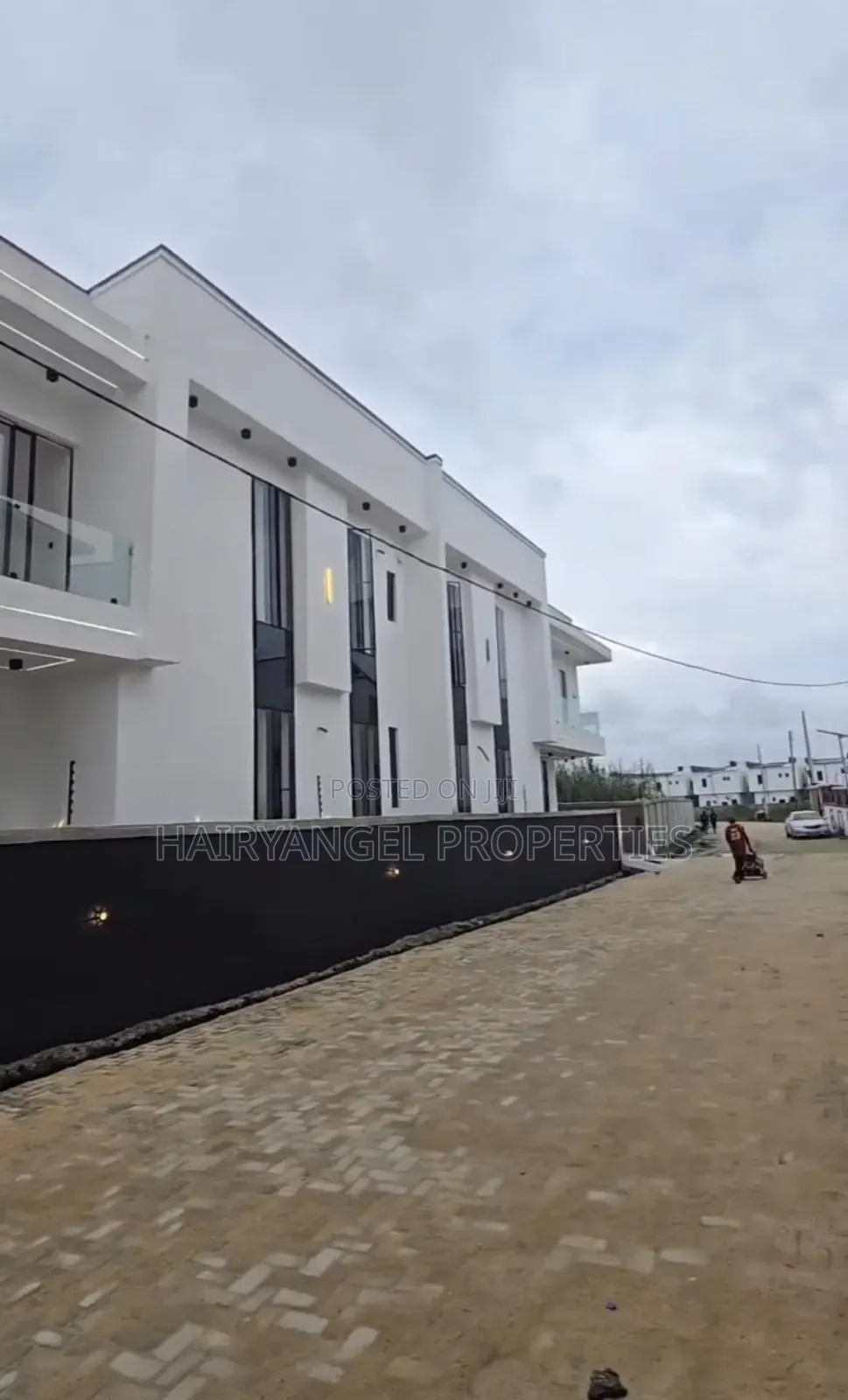 4bdrm Duplex in Ado / Ajah for sale