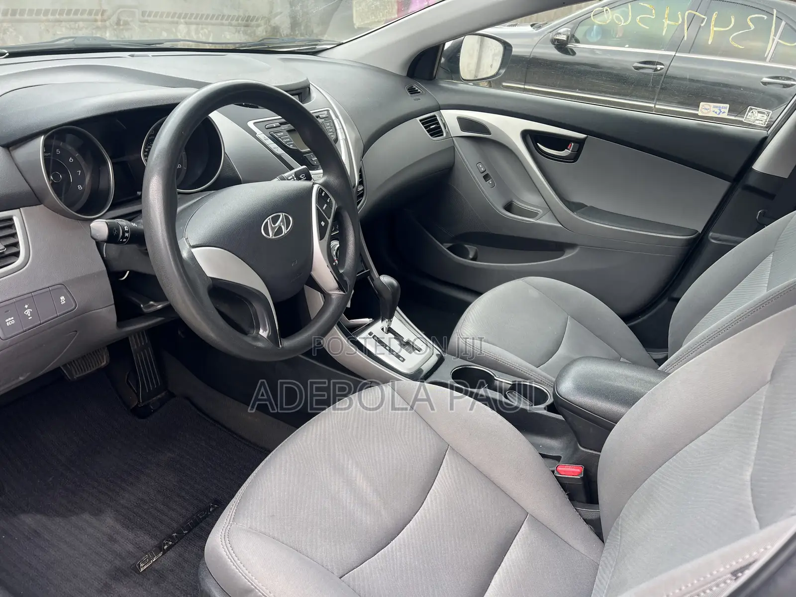 Hyundai Elantra 2012 Silver