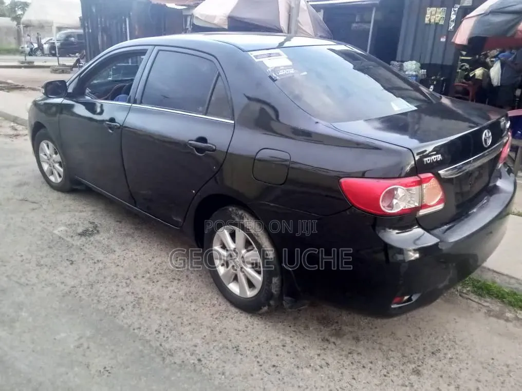 Toyota Corolla LE 4dr Sedan (1.8L 4 cyl 4A) 2009 Black