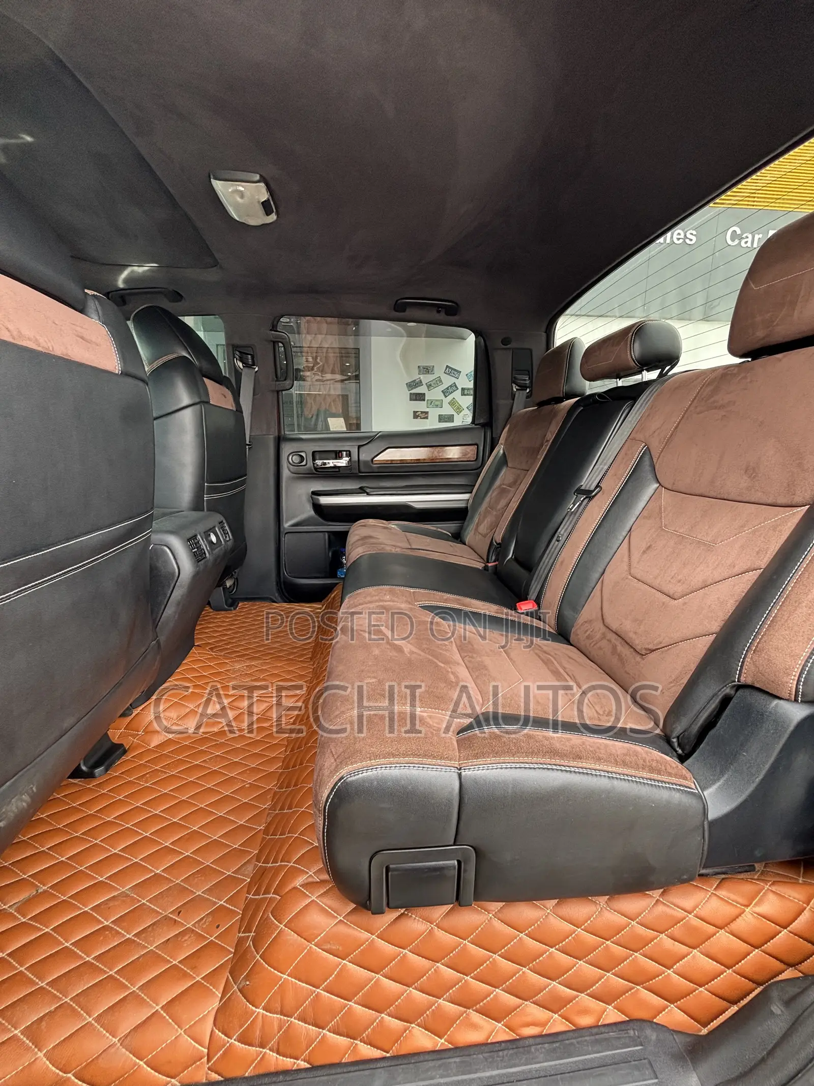 Toyota Tundra Limited 4dr Double Cab 4WD SB (5.7L 8cyl 6A) 2014 Brown