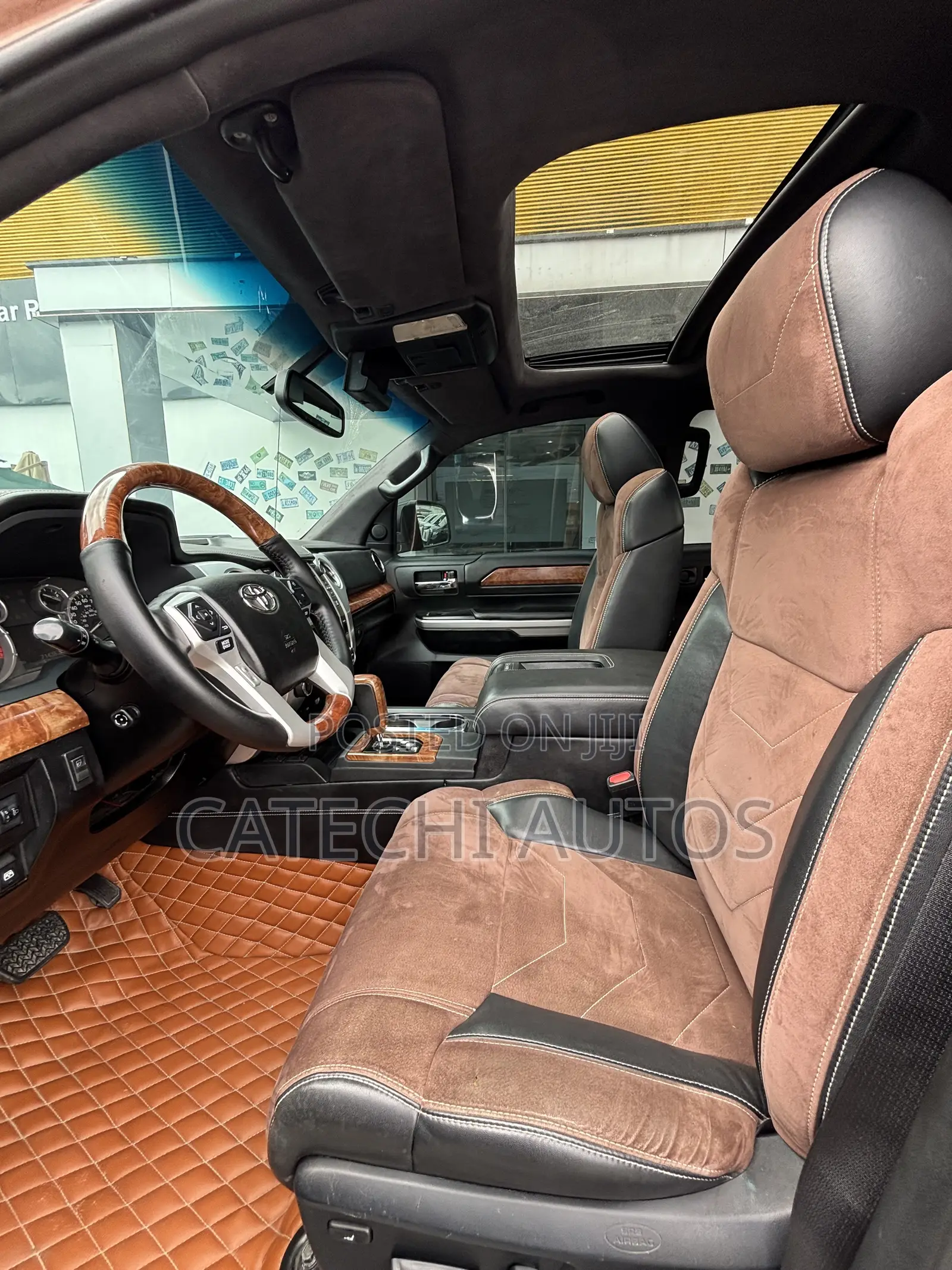 Toyota Tundra Limited 4dr Double Cab 4WD SB (5.7L 8cyl 6A) 2014 Brown