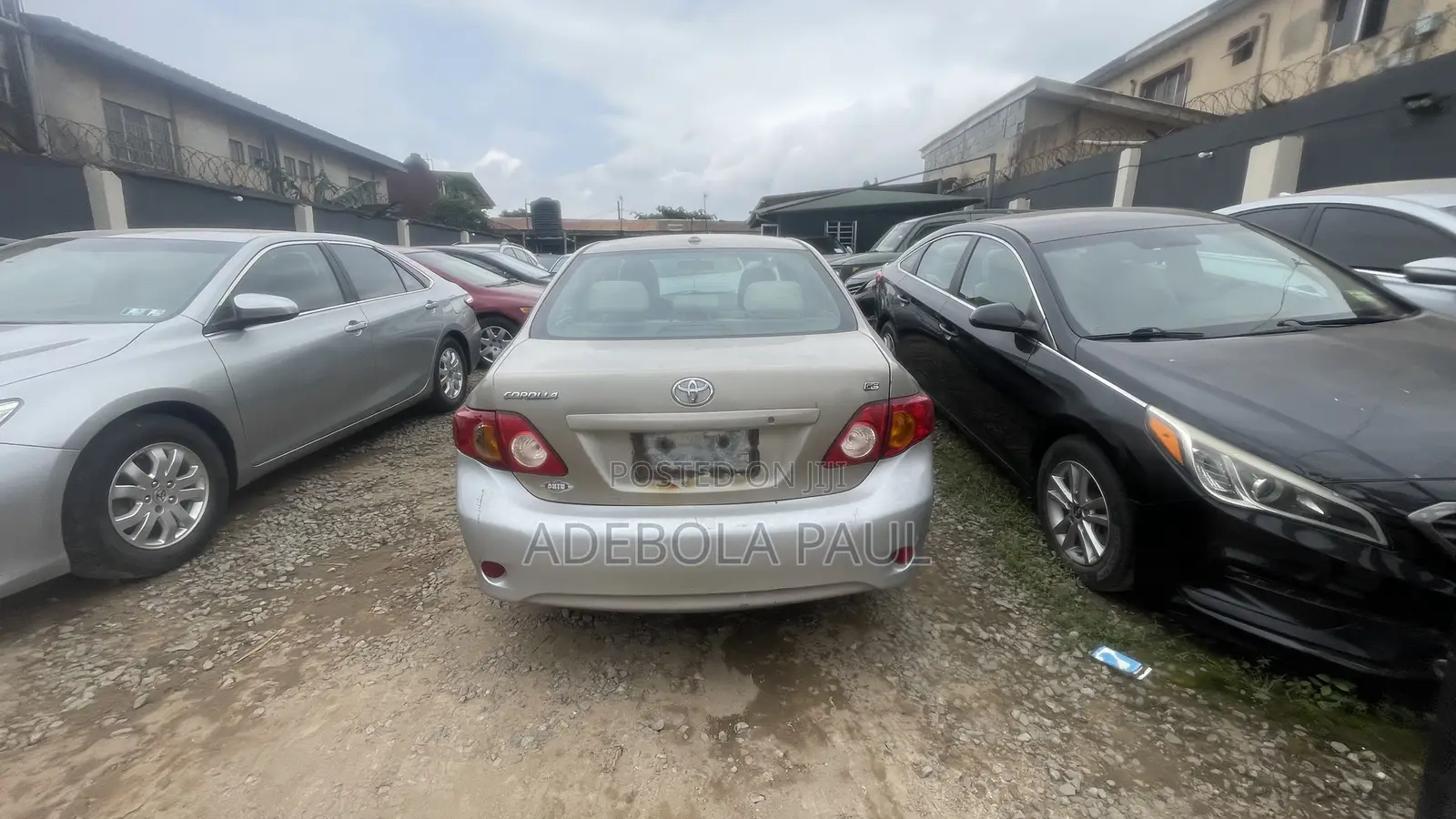 Toyota Corolla 2010 Gold