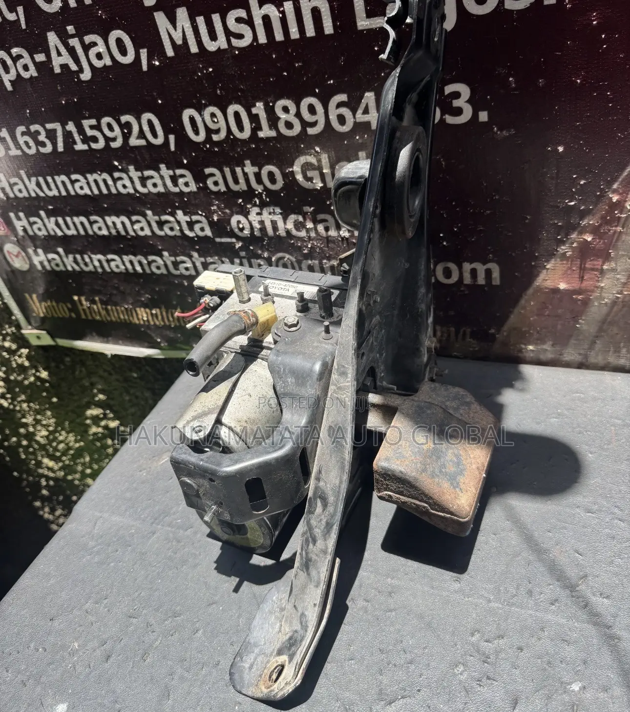 Toyota Prius 2005–2006 Auto ABS Module Pump