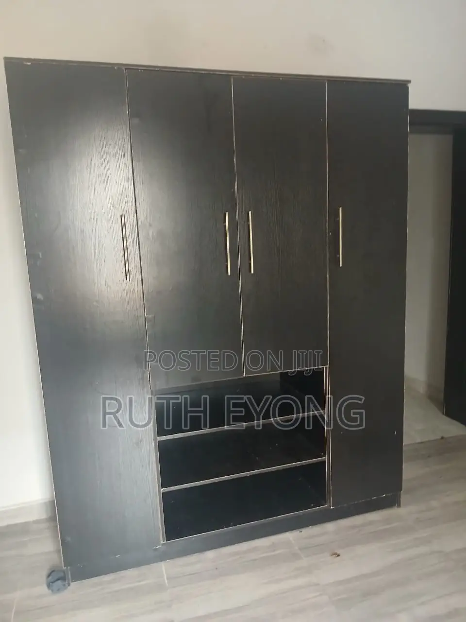 2bdrm Apartment in ๐ฆ๐ถ๐น๐๐ฒ๐ฟ๐๐ฎ๐ธ๐ฒ ๐ฆ๐๐ฟ๐ฒ๐ฒ๐,, Ogombo for rent