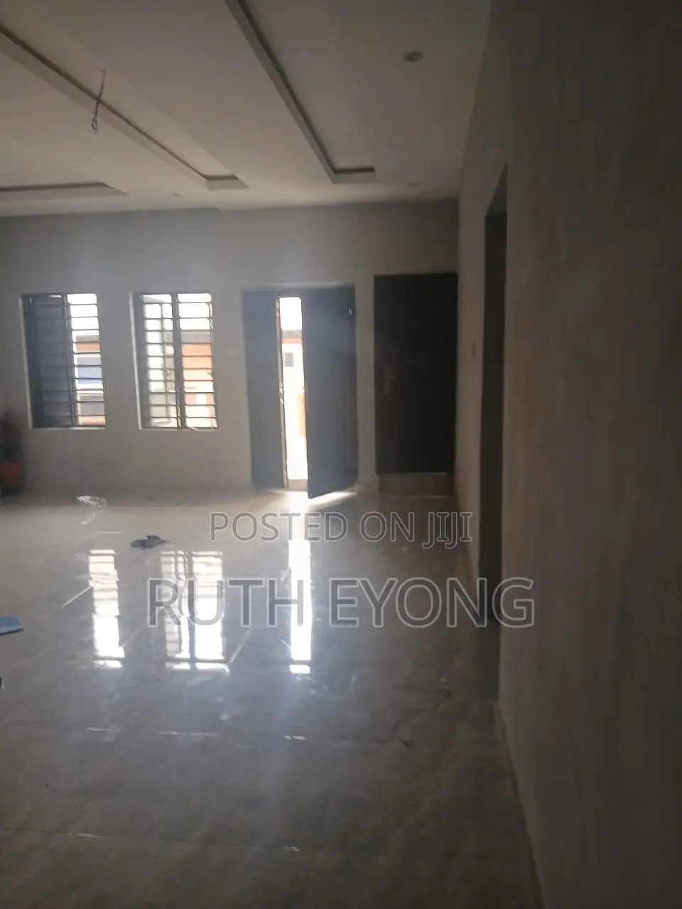 2bdrm Apartment in ๐ฆ๐ถ๐น๐๐ฒ๐ฟ๐๐ฎ๐ธ๐ฒ ๐ฆ๐๐ฟ๐ฒ๐ฒ๐,, Ogombo for rent