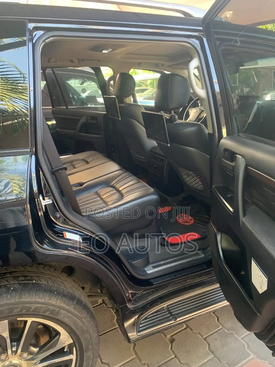 Toyota Land Cruiser 4.5 V8 GXR 2021 Black