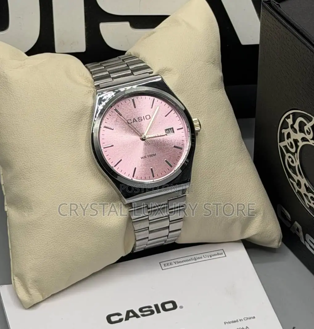 Casio Quality Men Chain Strap Wristwatch