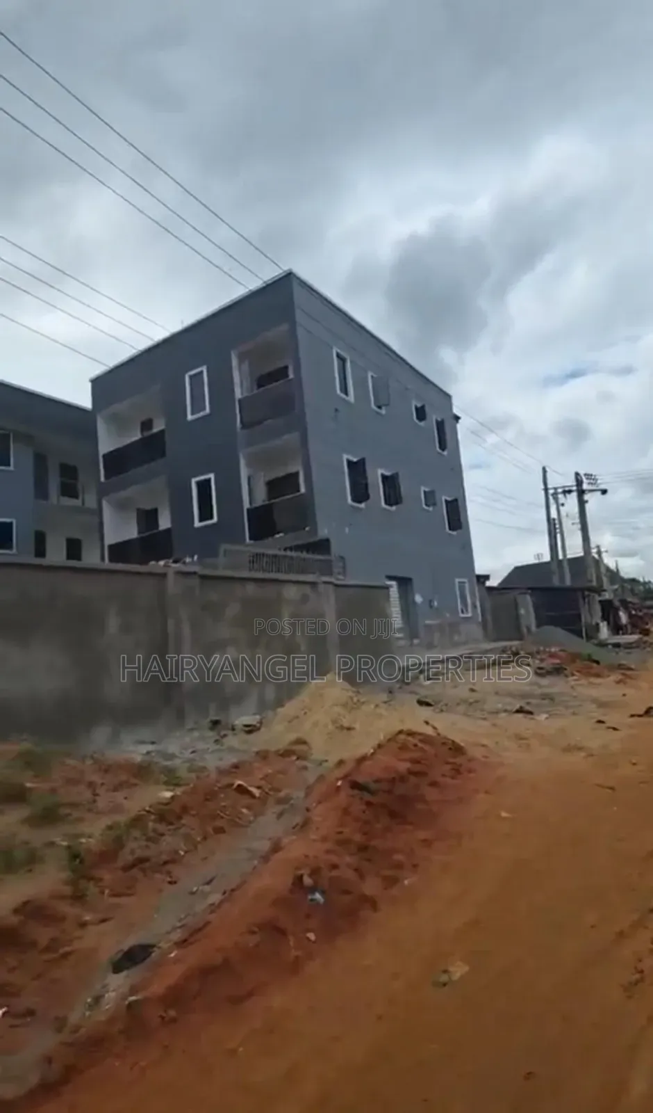 2bdrm Block of Flats in Oshimili North for sale