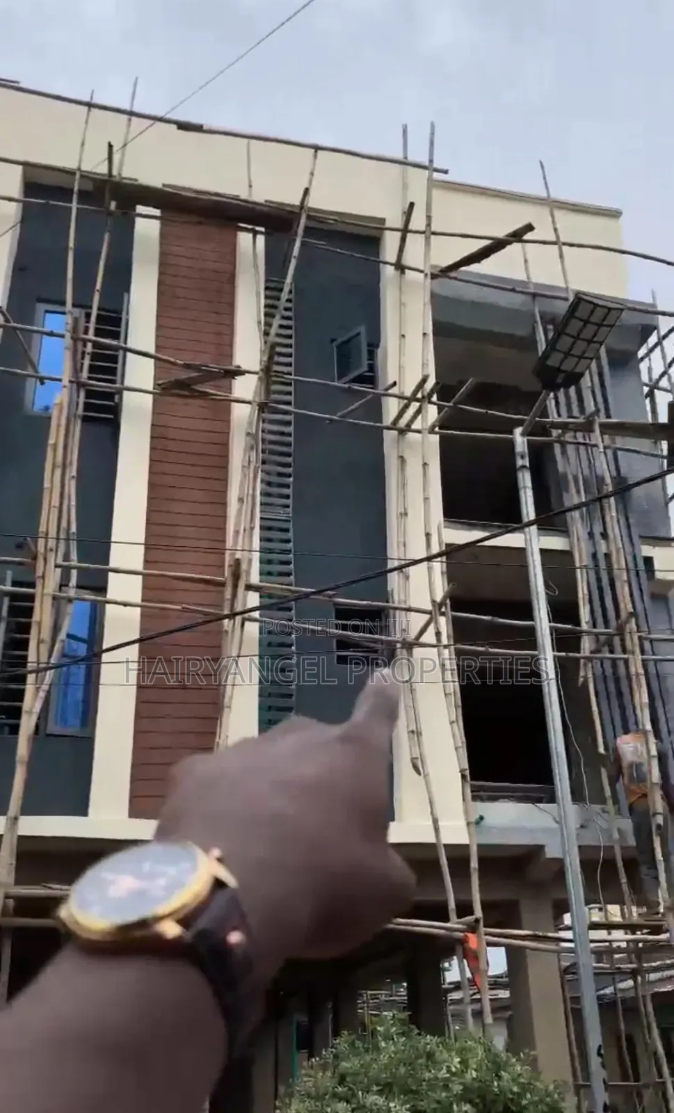 Mini Flat in Onike for sale