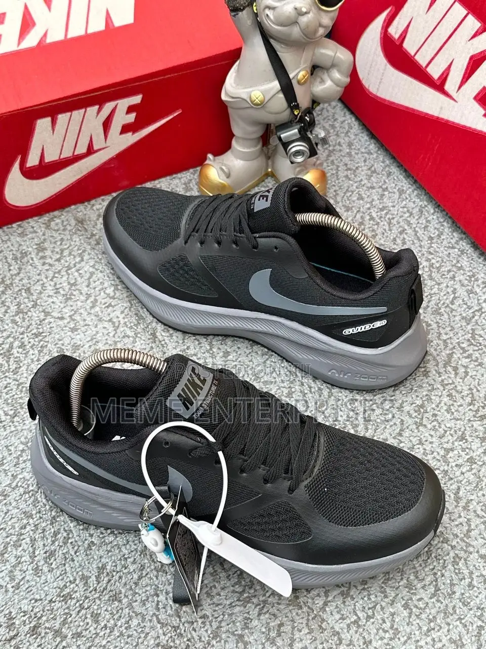 NIKE ZOOM (Universal) 40-48
