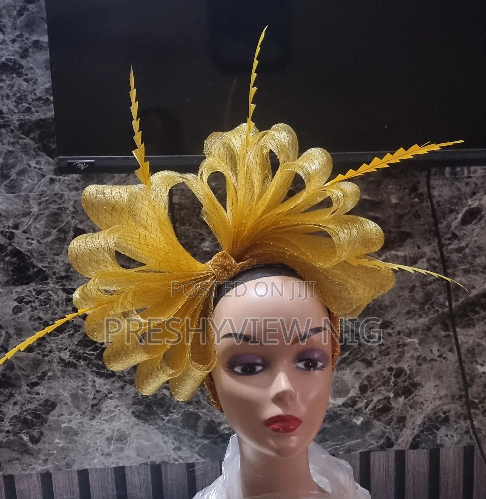 Golden Fascinator 1