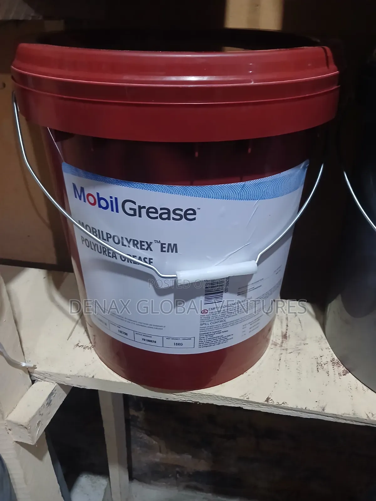 Mobil Polyrex EM Polyurea Grease 18kg