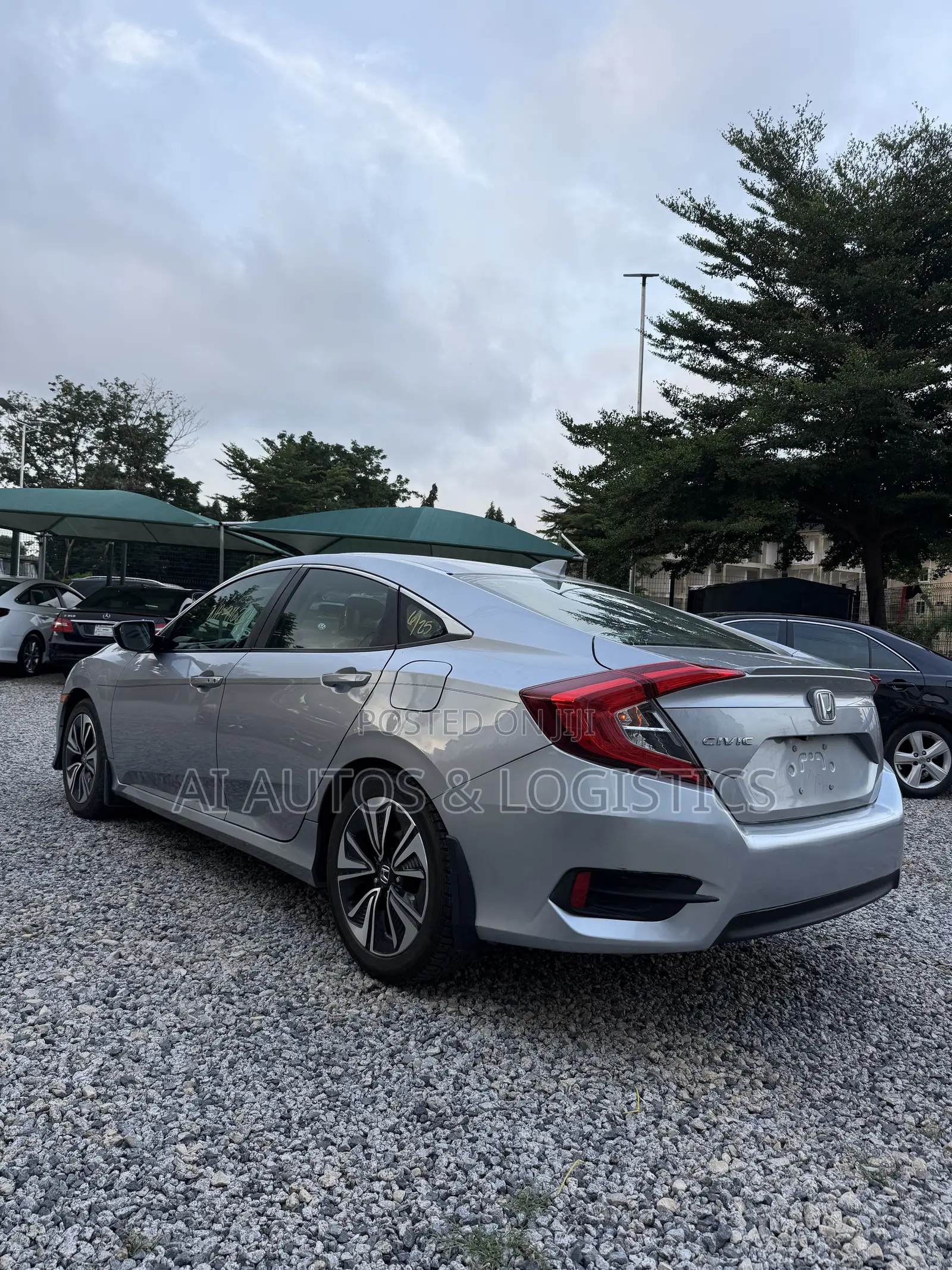 Honda Civic EX-L 4dr Sedan (1.5L 4cyl) 2016 Silver