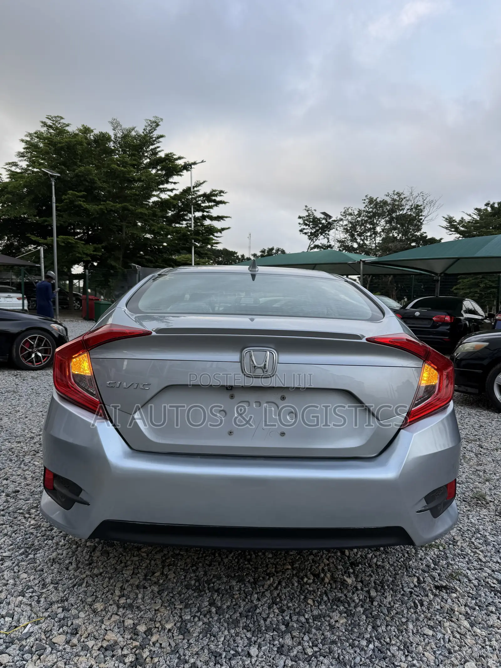 Honda Civic EX-L 4dr Sedan (1.5L 4cyl) 2016 Silver