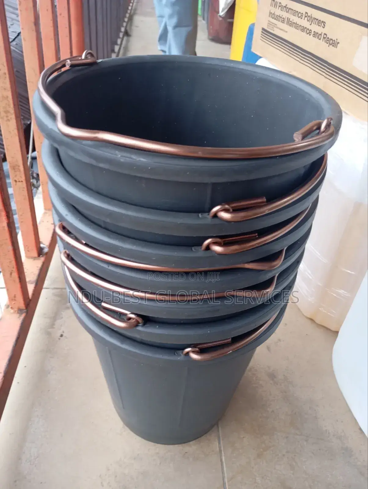 10 Litres of Neoprene Rubber Bucket