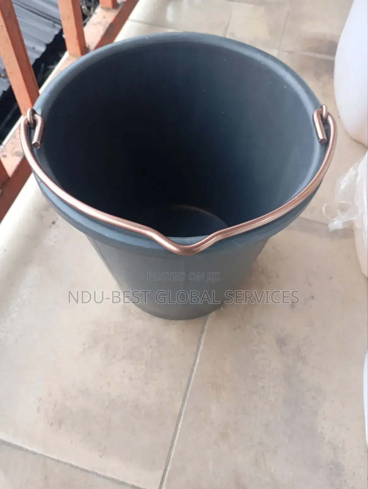 10 Litres of Neoprene Rubber Bucket