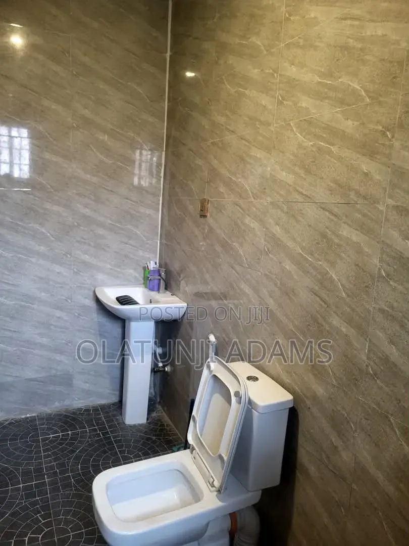 3bdrm Bungalow in Ayekale, Osogbo for sale