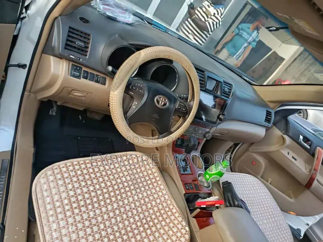Toyota Highlander 2013 White