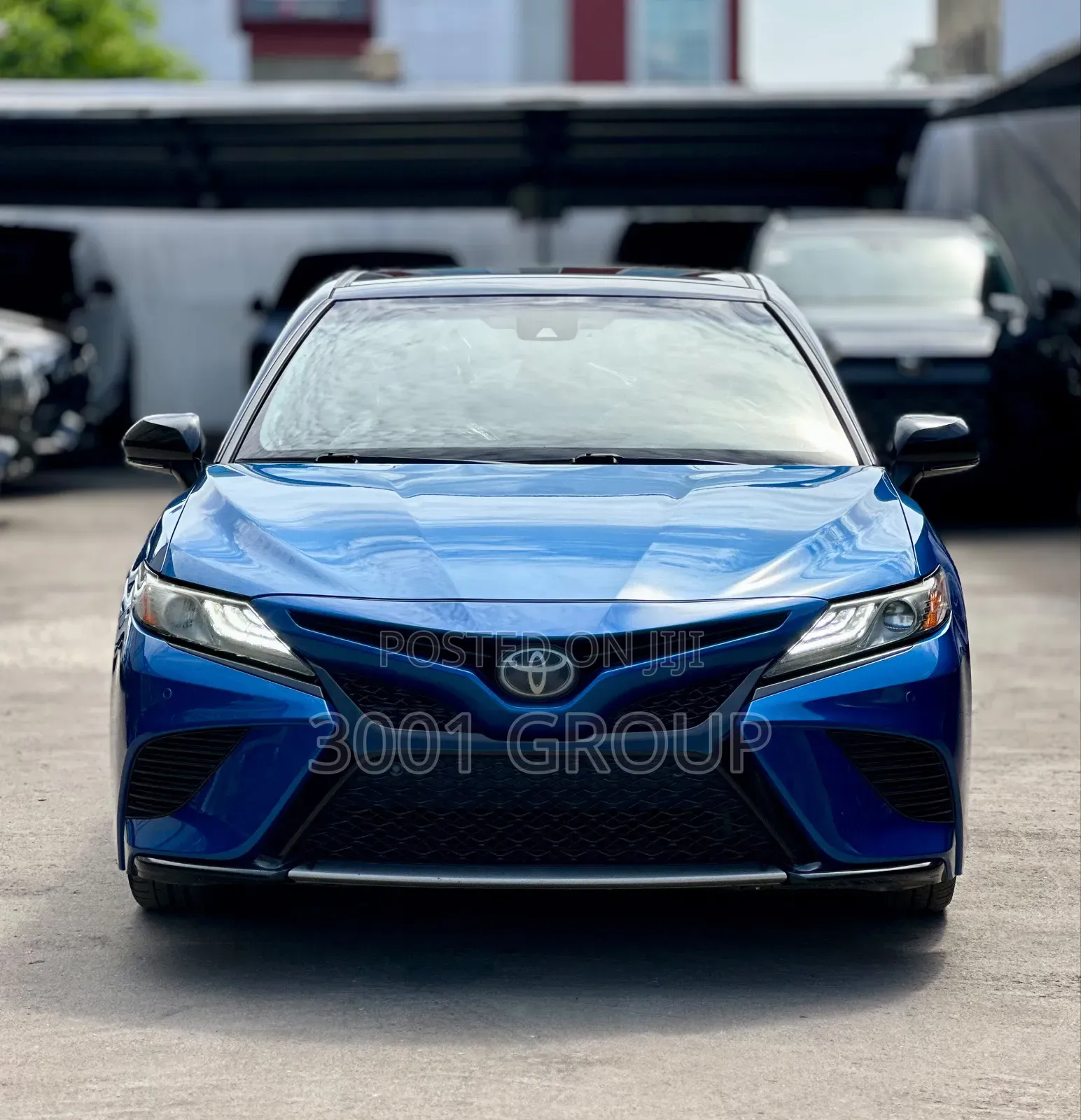 Toyota Camry 2018 Blue