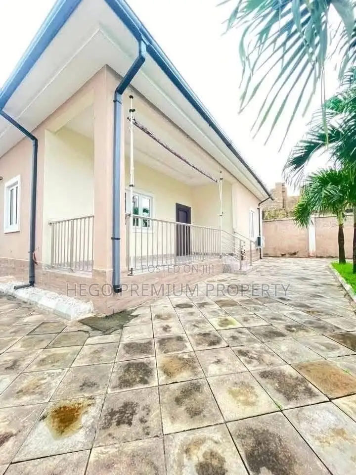 Furnished 3bdrm Bungalow in George Estate, Obio-Akpor for sale