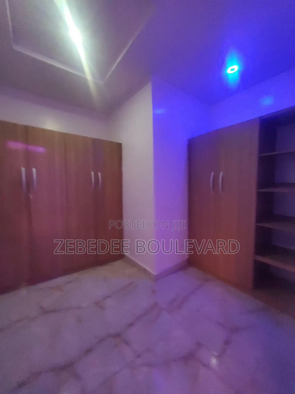 4bdrm Townhouse / Terrace in Gaduwa for rent